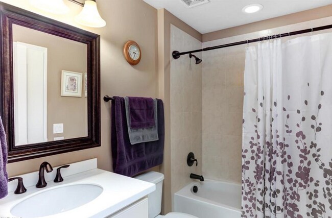 Building Photo - 20281 Corkscrew Shores Blvd