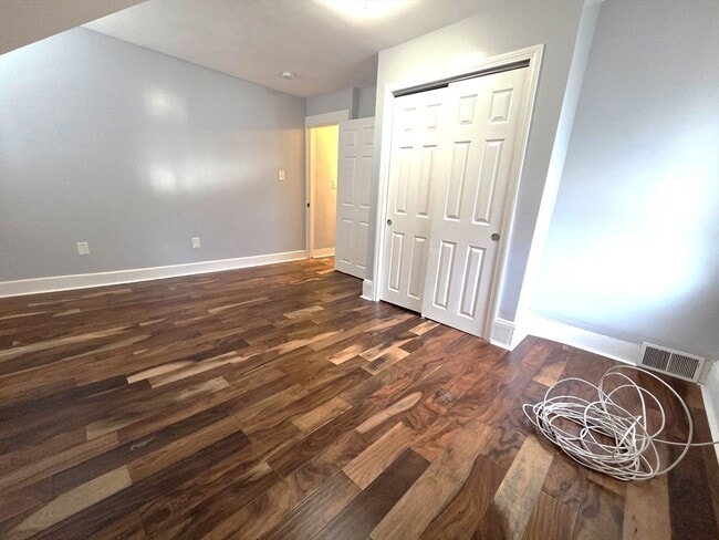 Building Photo - 69 Pratt St