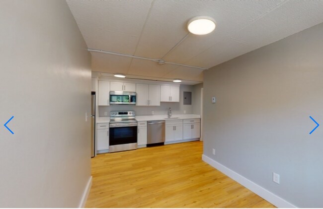 Building Photo - 89 Woodrow Ave