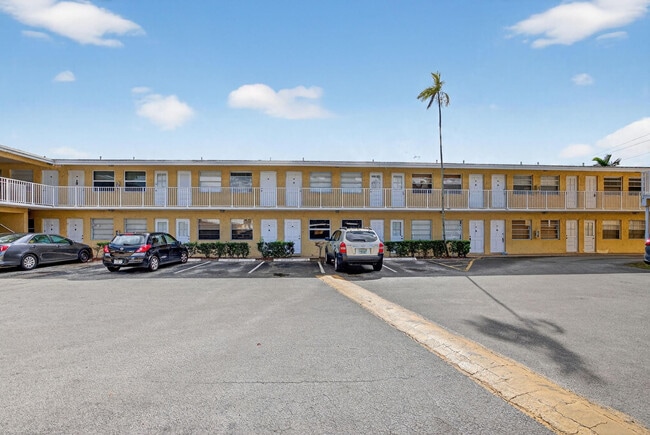 Building Photo - 4051 NE 13th Ave