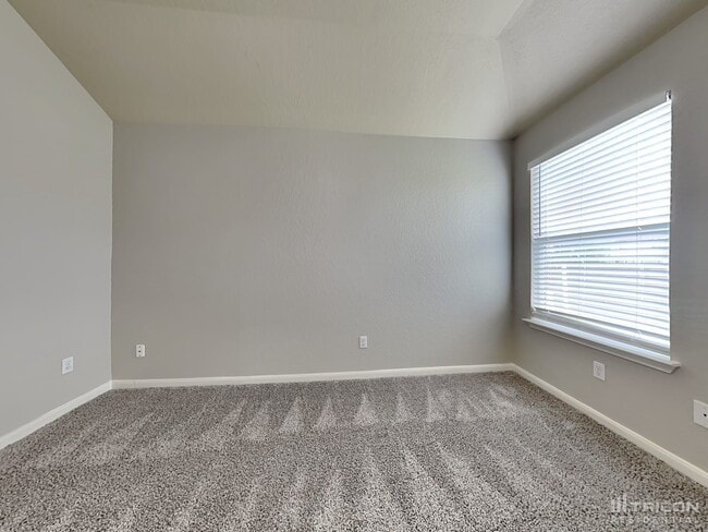 Building Photo - 210 Teron Dr