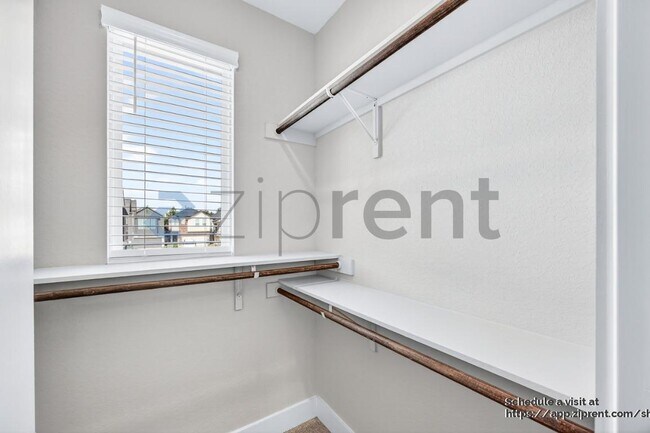 Building Photo - 8851 Oakland Rd