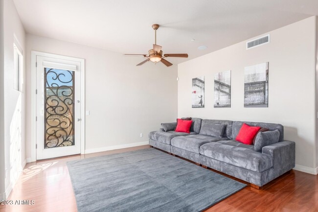 Building Photo - 14234 N 27th Pl