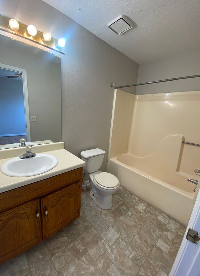 Building Photo - 5315 Whisperwood Ct