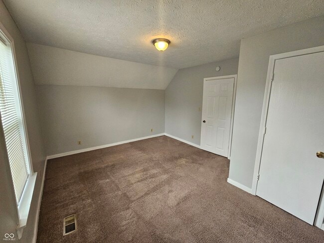 Building Photo - 33 Miley Ave