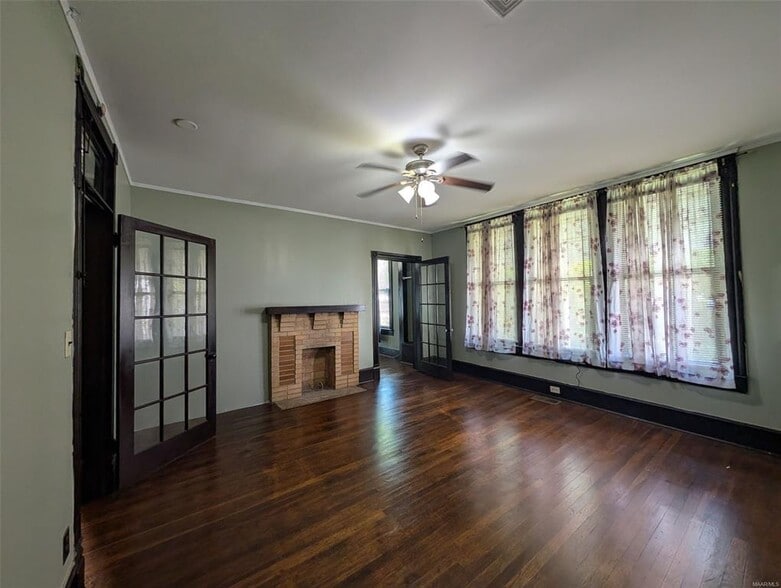 Building Photo - 900 W Tuskeena St