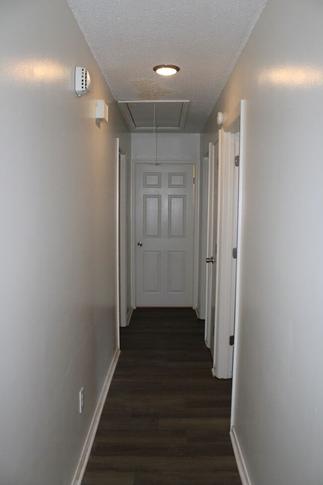 Building Photo - 3 Bedroom 2 Bath In Hephzibah!