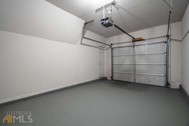 Building Photo - 1732 Highlands View Dr