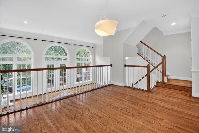 Building Photo - 4015 Mansion Dr NW