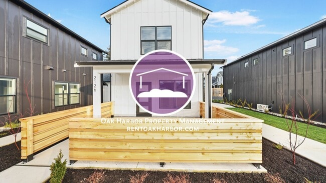 Building Photo - 3 Bed 2 Bath - A/C Mini-split - Fabulous Floor Plan - Garage