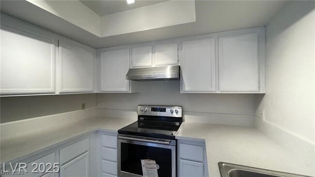 Building Photo - 1701 E Katie Ave