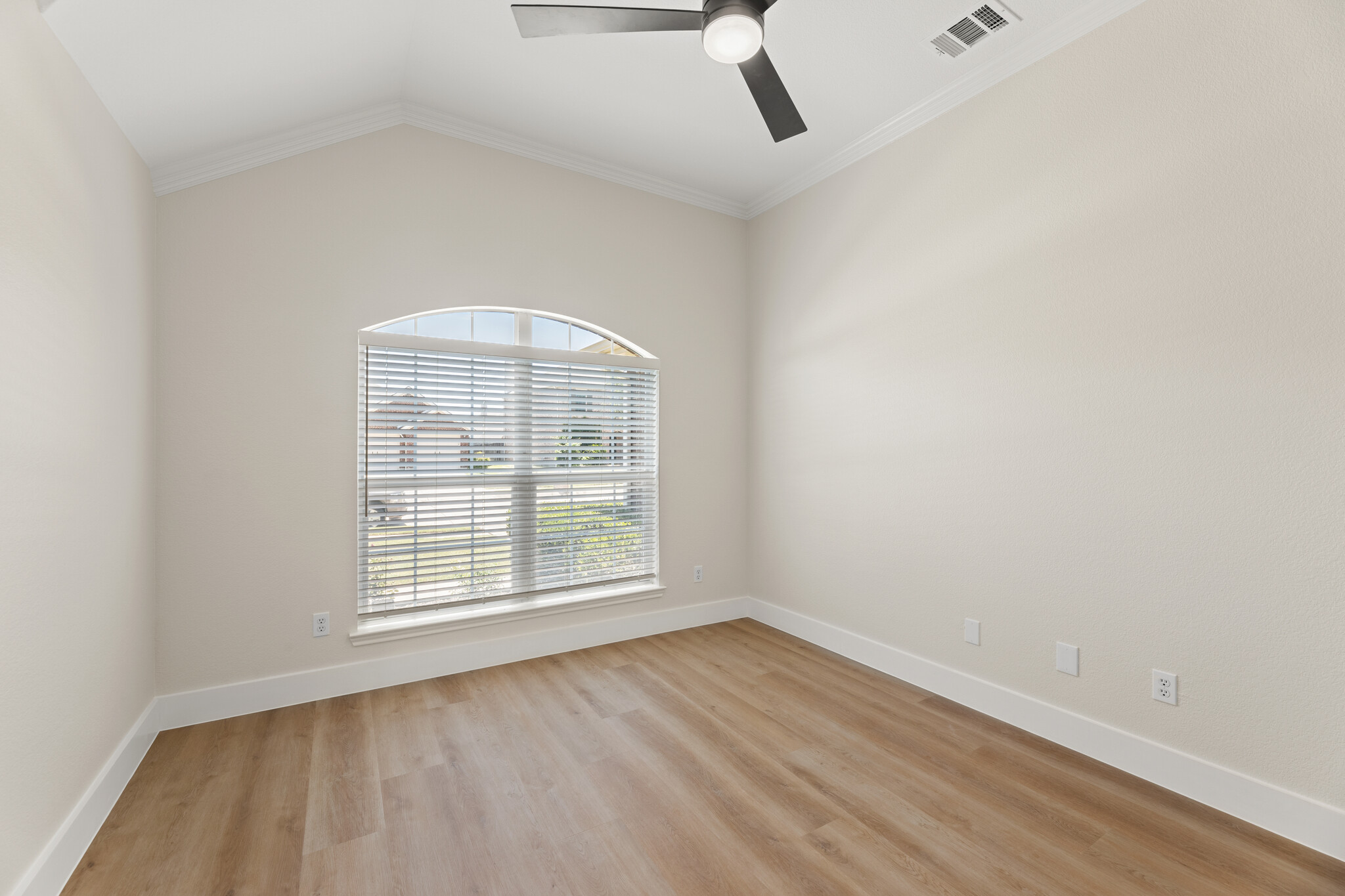 Study - 4029 Dellman Dr