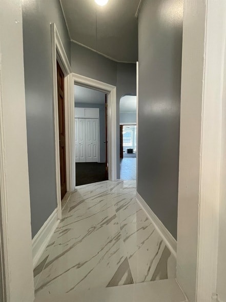 Building Photo - 304 Fulton Ave