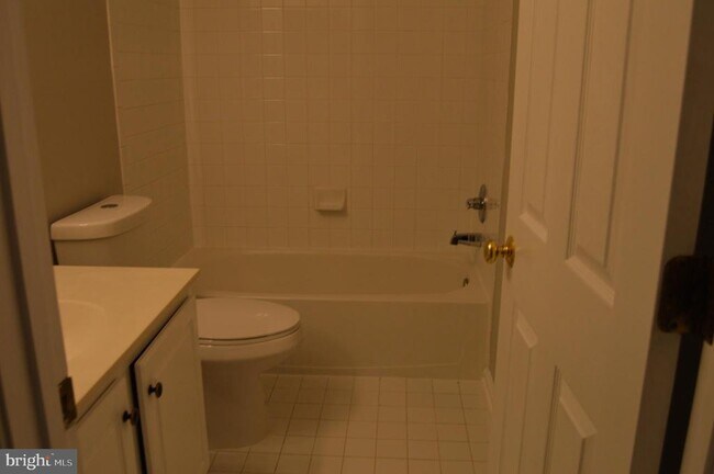 Building Photo - 4016 Timber Oak Trl