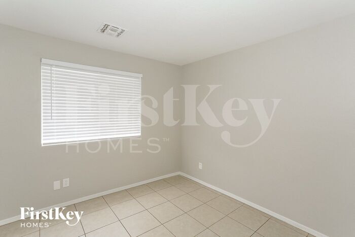 Building Photo - 7623 W Nicolet Ave