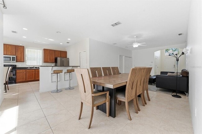 Building Photo - 4704 Blue Diamond St