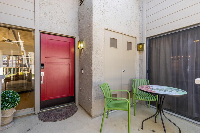 Building Photo - 46642 Arapahoe Cir