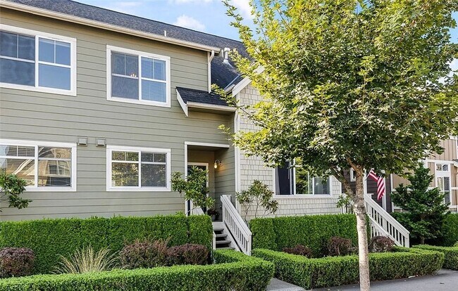 Primary Photo - Issaquah Highlands