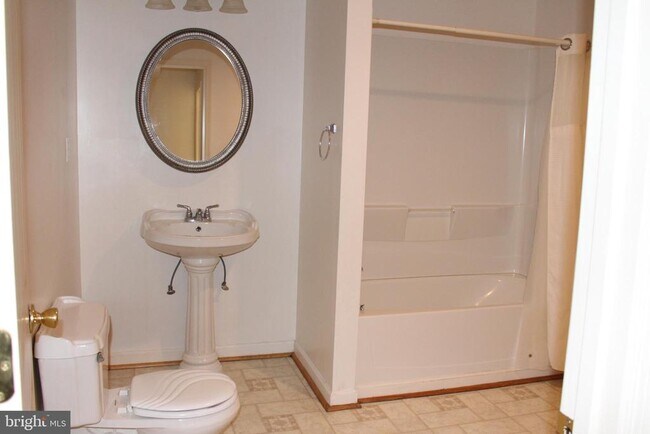 Building Photo - 54 Denali Dr