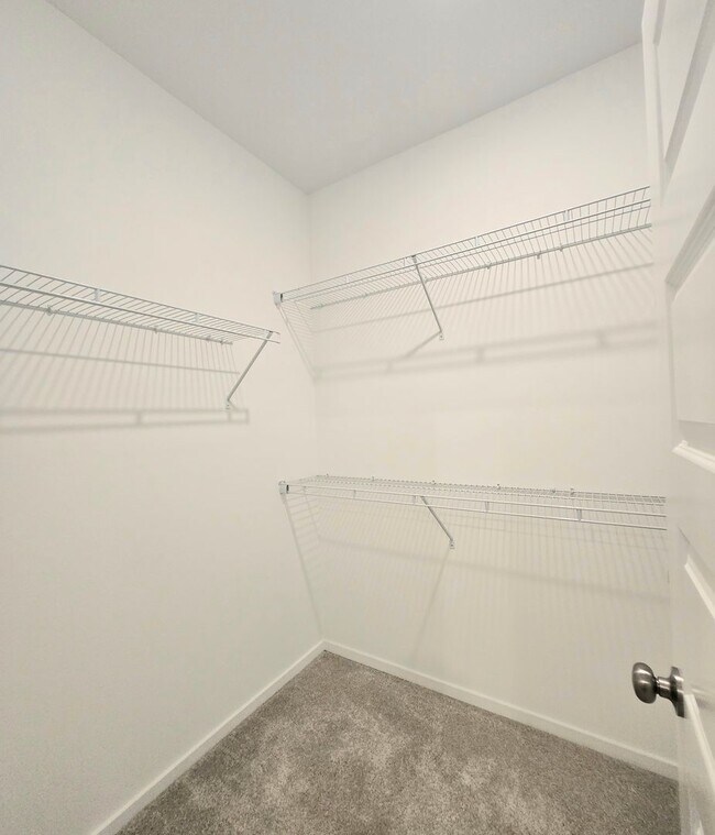 Building Photo - 3 Bed, 3.5 Bath in the New Madrona Ridge Neighborhood For Rent!