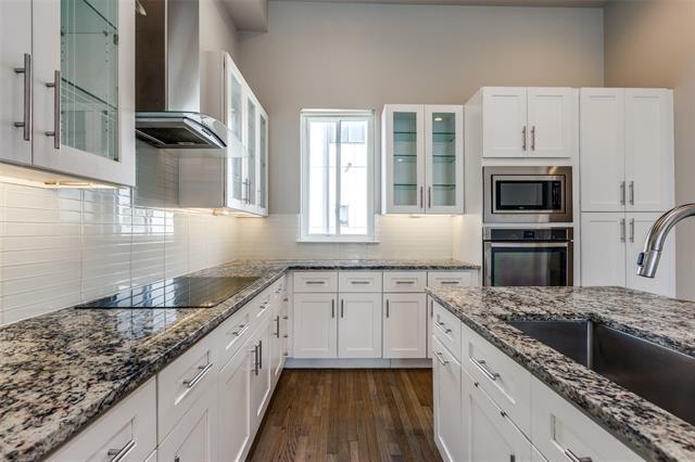 Building Photo - 3816 Roseland Ave