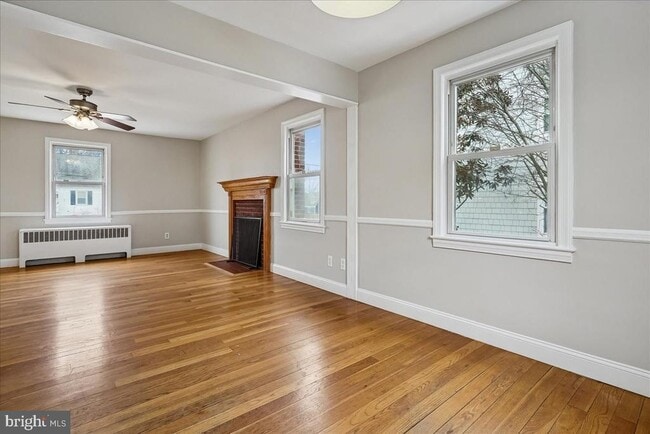 Building Photo - 4805 23rd St S