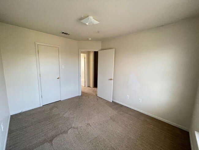 Building Photo - 3405 Atkinson Ave