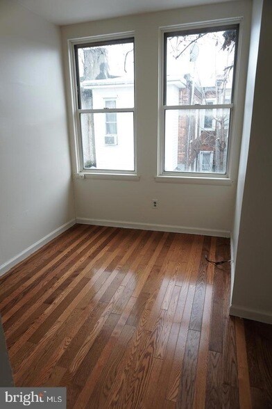 Building Photo - 1824 N Taney St