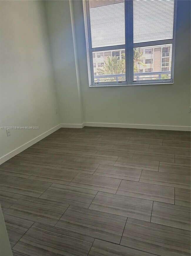 Building Photo - 1776 Polk St