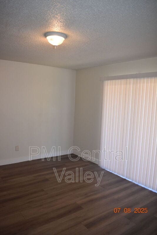 Building Photo - 842 Yerba Buena Ave