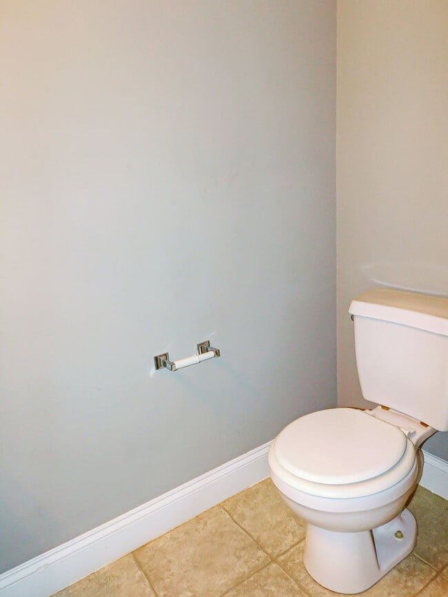 Building Photo - 46165 Kayak Ct