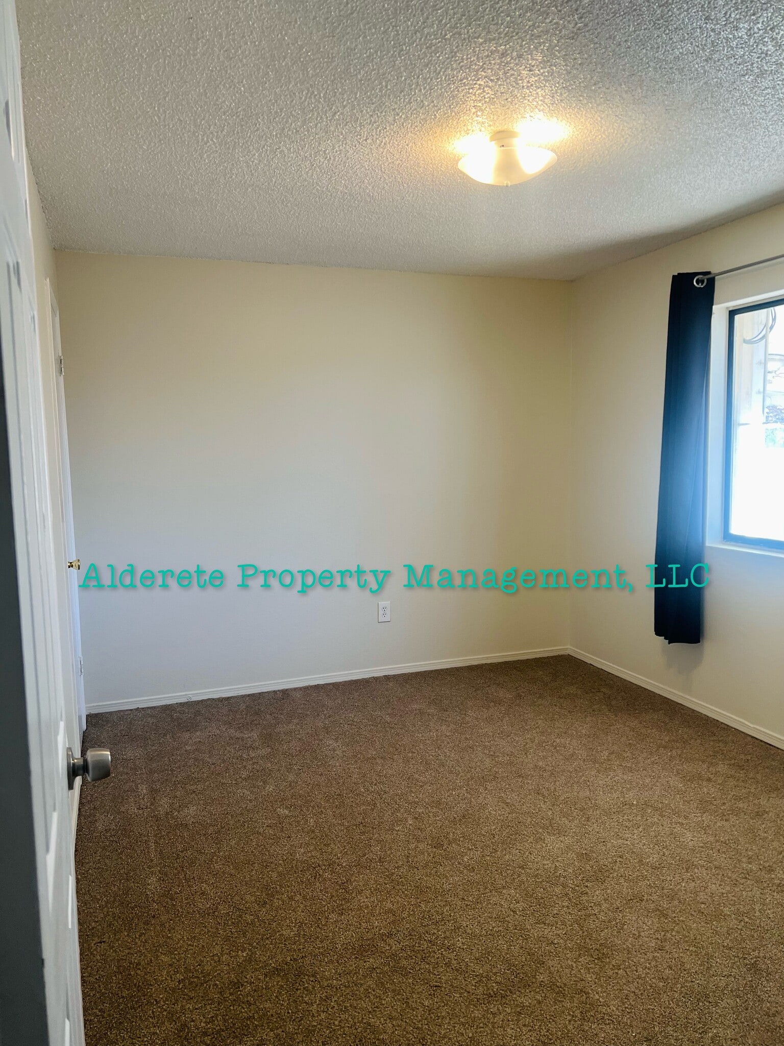 Building Photo - 9006 Sonya Ave SW