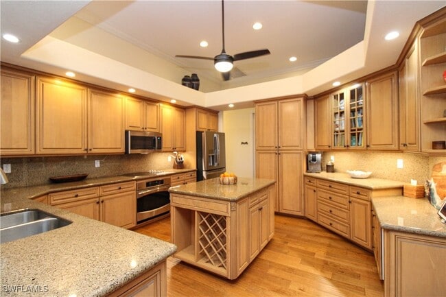 Building Photo - 7711 Santa Margherita Way