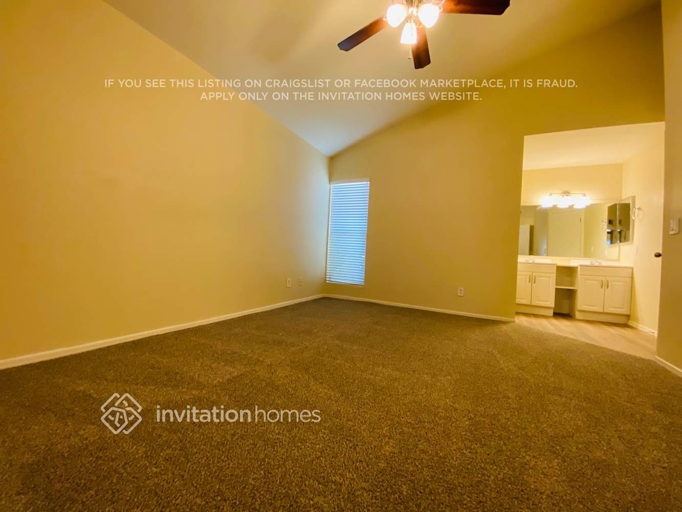 Building Photo - 1311 W Straford Dr