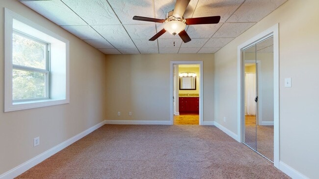 Building Photo - 236 Chatham St