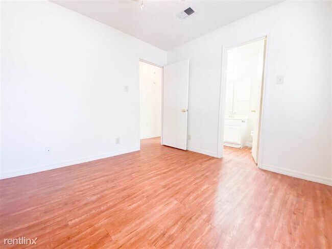 Building Photo - 109 Hughson Ct