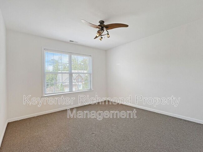 Building Photo - 4112 Water Overlook Blvd