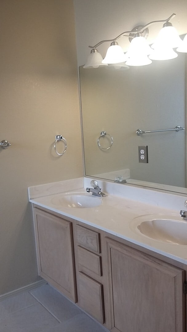 Building Photo - Beautiful SantaTeresa Gem