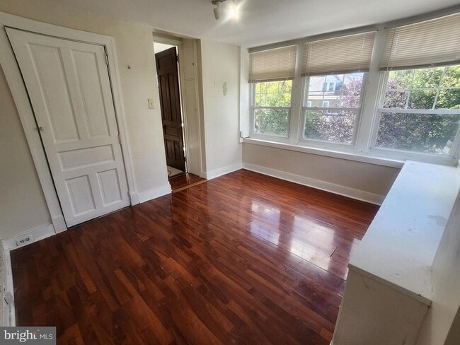 Building Photo - 6709 N 6th St