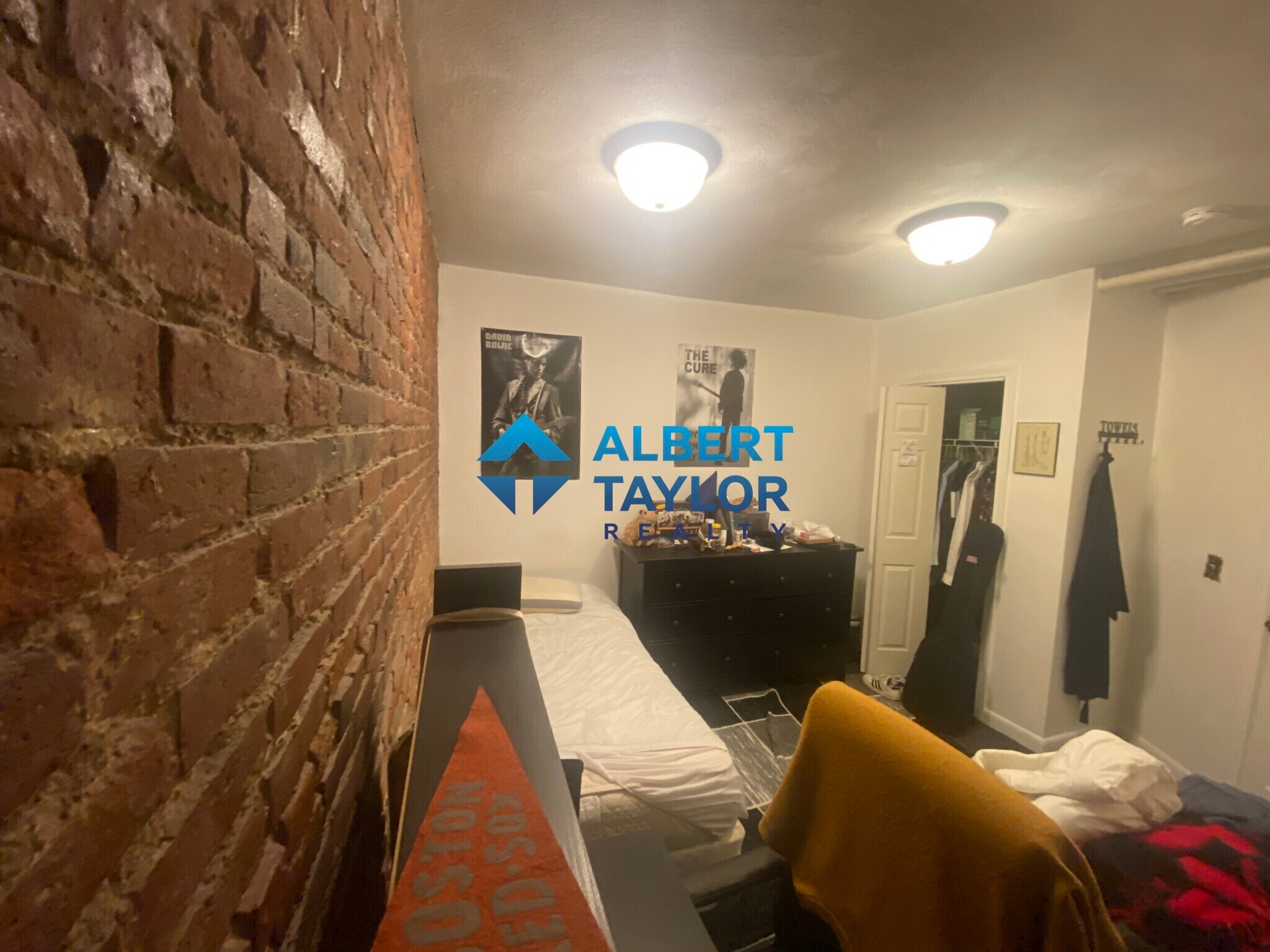 Building Photo - 612 Columbus Ave