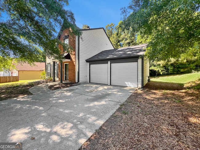 Building Photo - 1032 Winterglen Way
