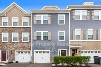 Building Photo - 4 Naples Ln