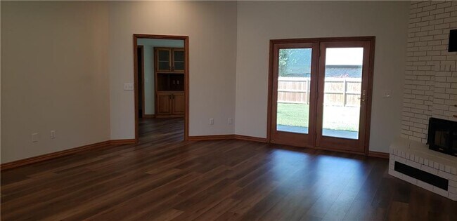 Building Photo - 55 Stonehenge Dr