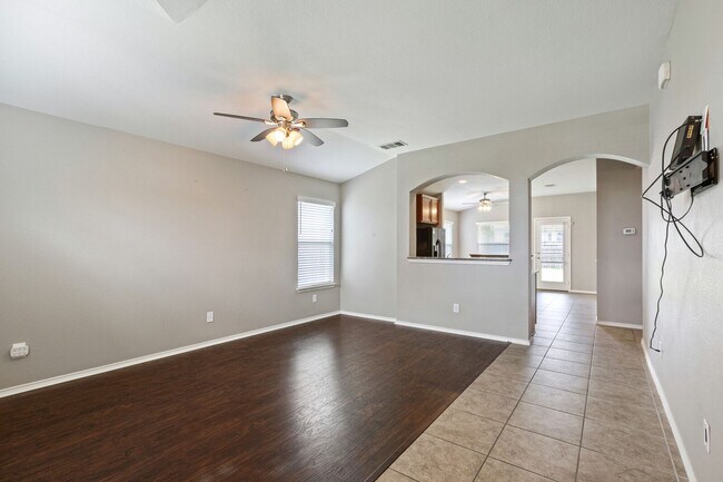 Building Photo - 6609 Sendero Lane