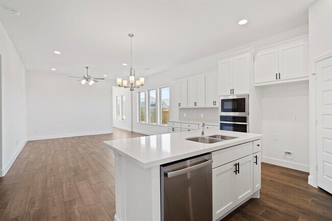 Building Photo - 16323 Rock Hollow Bend Ln