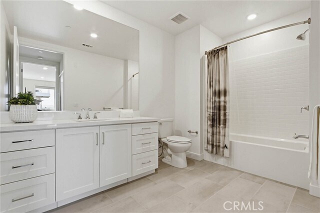 Building Photo - 1604 Rivington