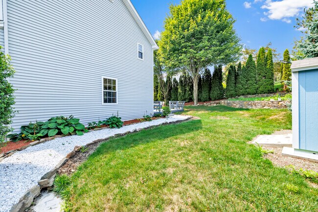 Building Photo - 18 Kathryn Dr