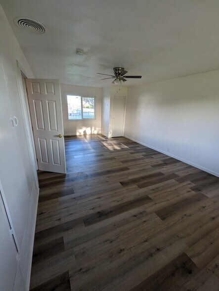 bedroom 2 - 11200 CA-99