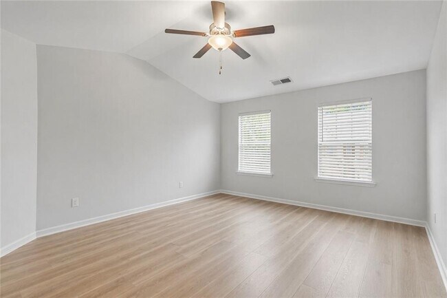 Building Photo - 1339 Endicott Ct
