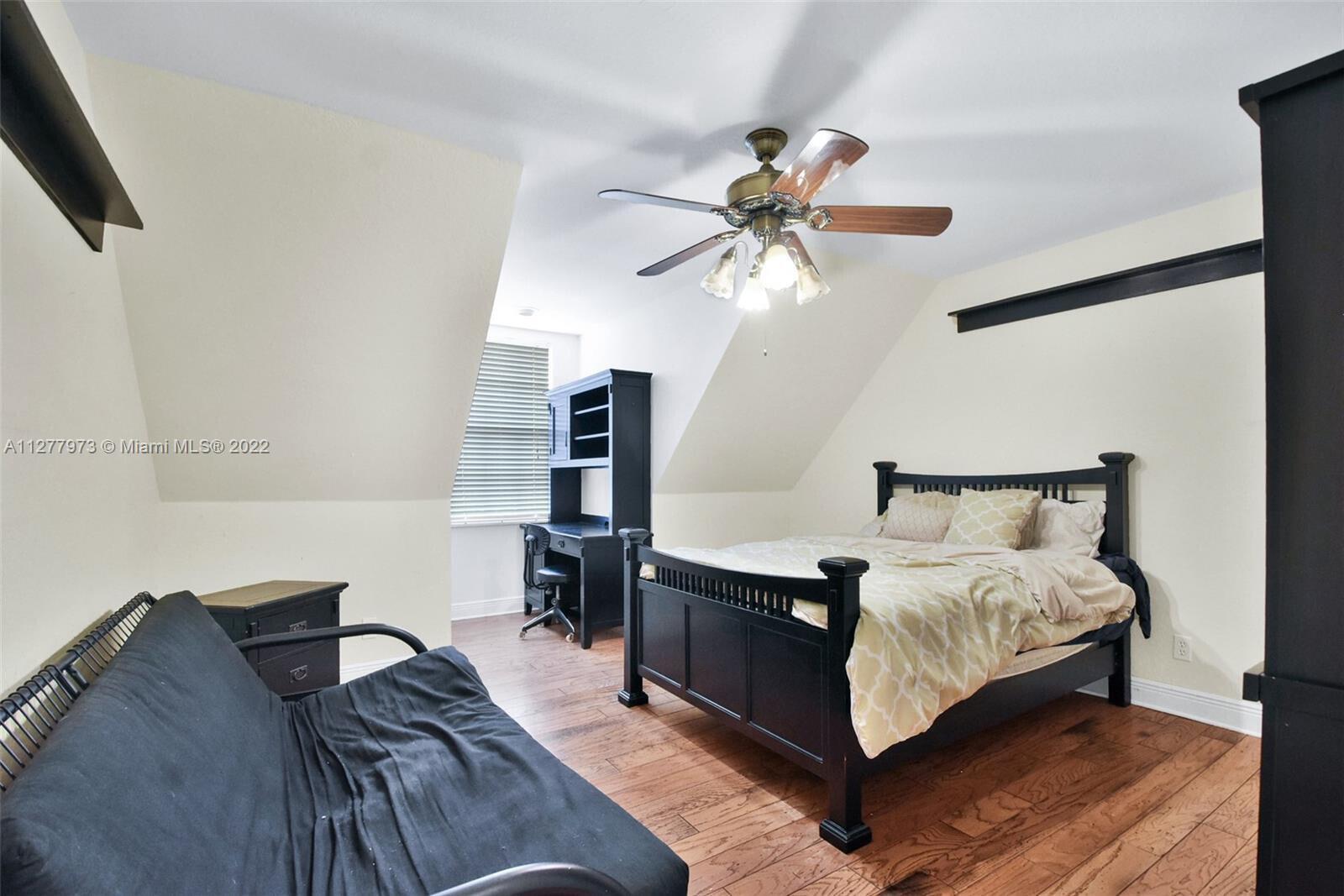 Building Photo - 14425 64th Ct N